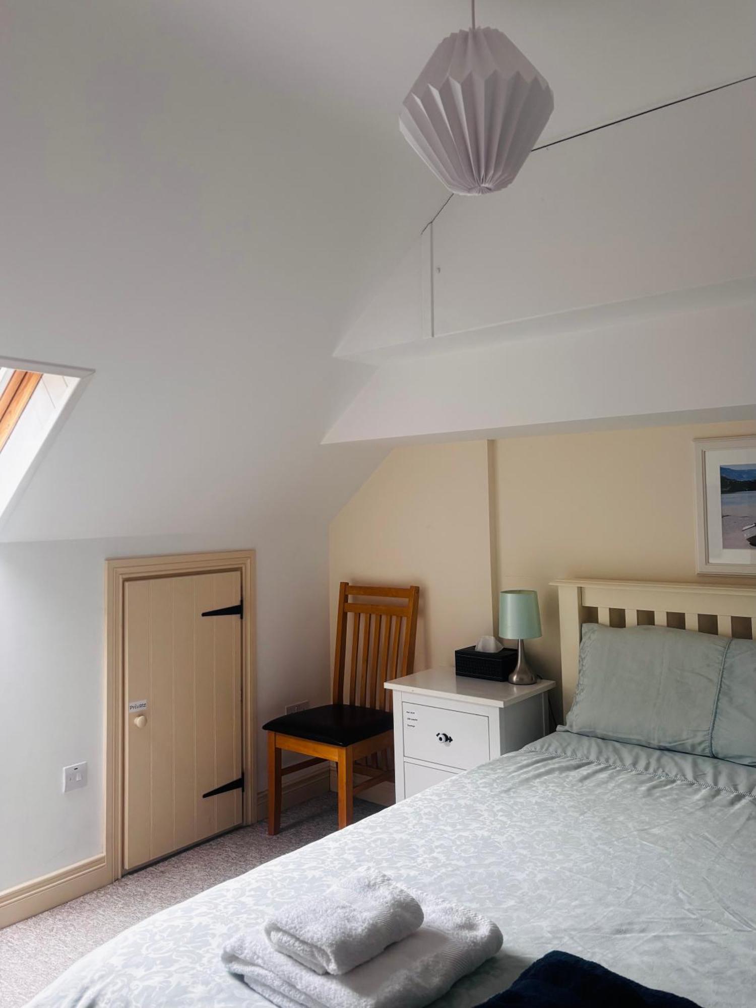 Streamside B And B With Parking Drimoleague ภายนอก รูปภาพ
